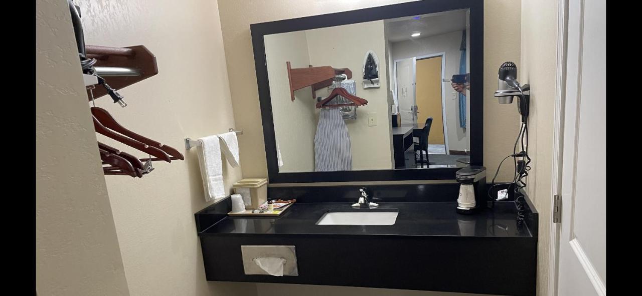 Garden Inn & Suites Little Rock Eksteriør billede